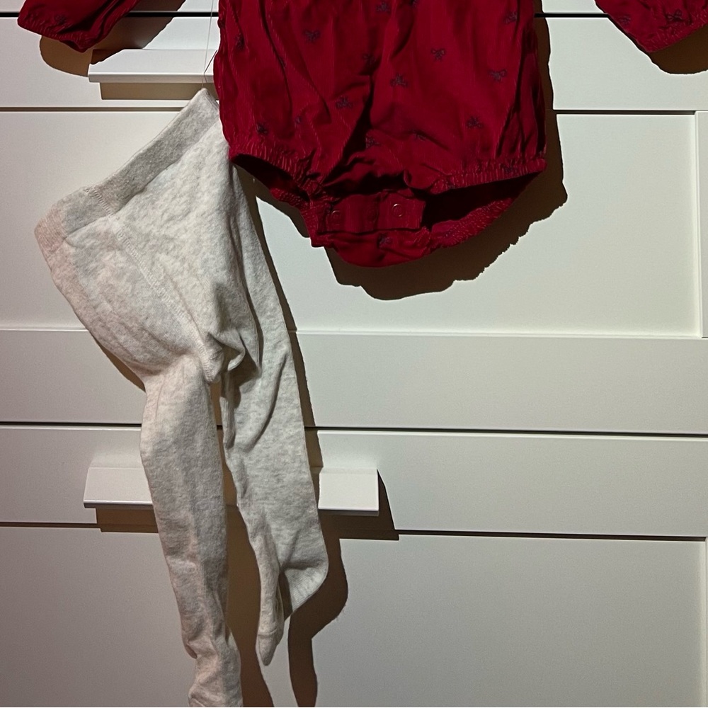 Red Kids Matching Set - Picture 2 of 5